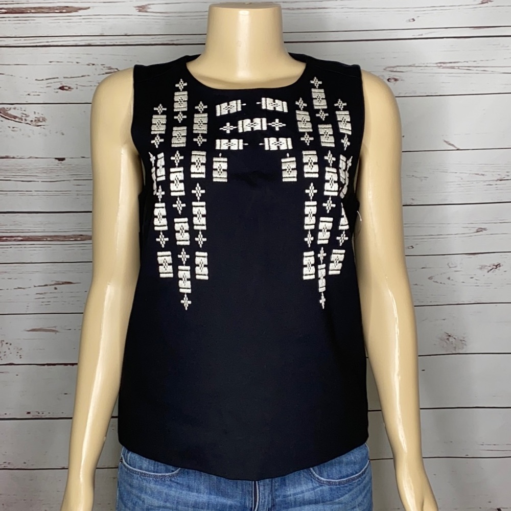 Madewell black sleeveless embroidered top size M